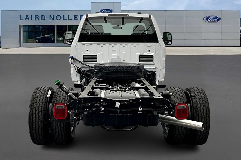 New 2026 Ford F350 XL w/ XL Chrome Package AWD/4WD image 4