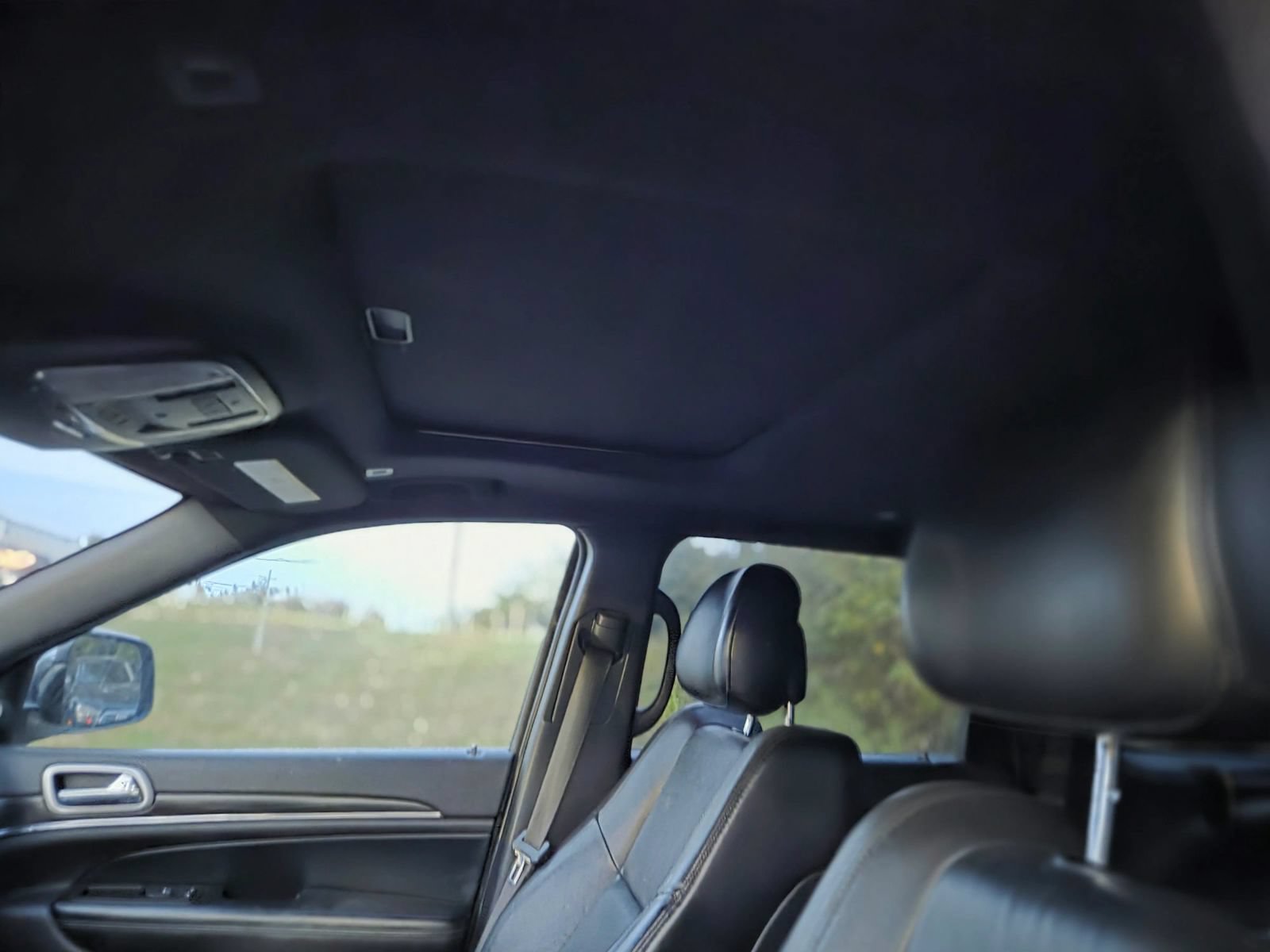 Used 2019 Jeep Grand Cherokee Limited AWD/4WD image 8