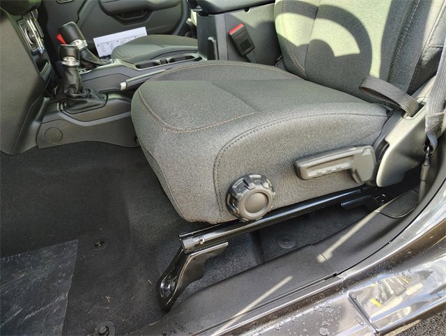 New 2026 Jeep Gladiator Sport image 14