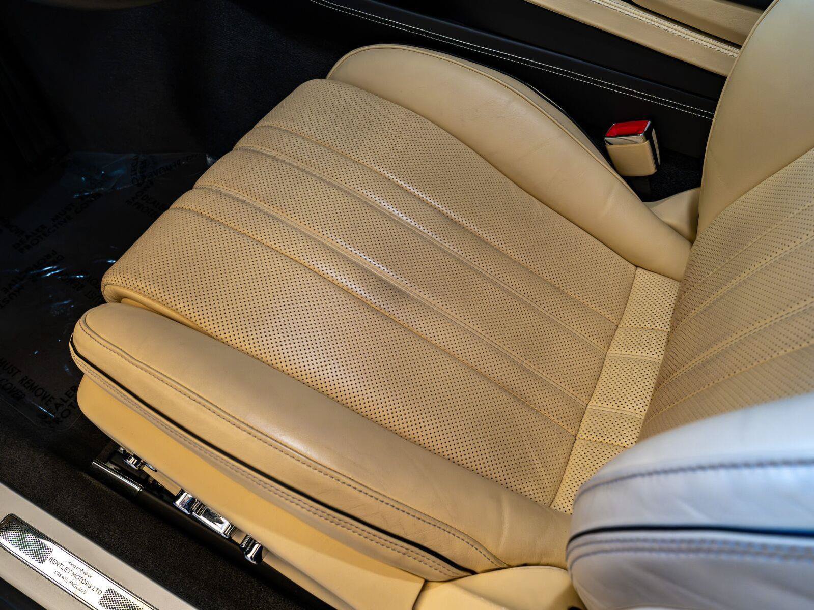 Used 2020 Bentley Continental GT AWD/4WD image 13