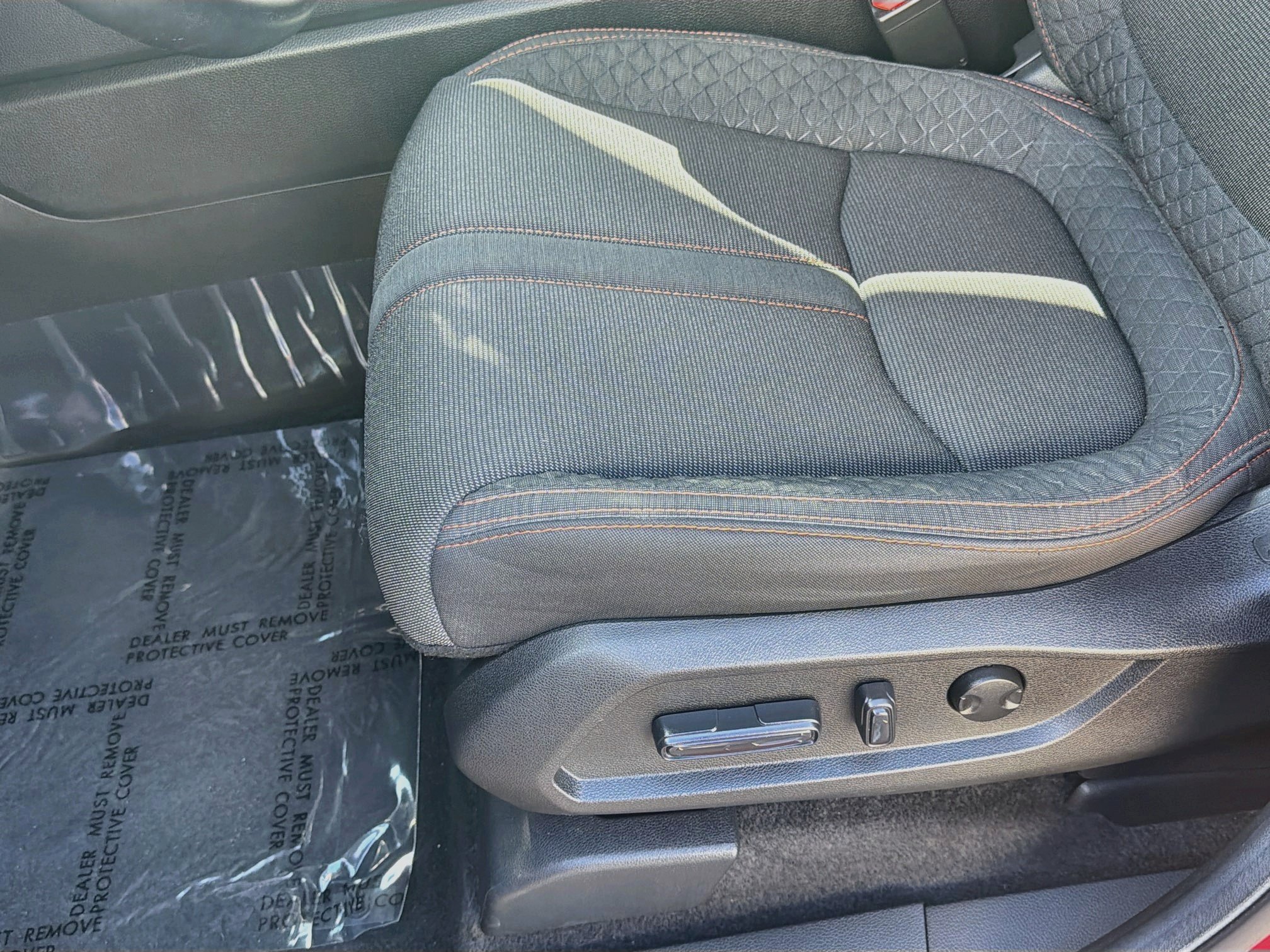 Used 2025 Honda Pilot Sport image 17
