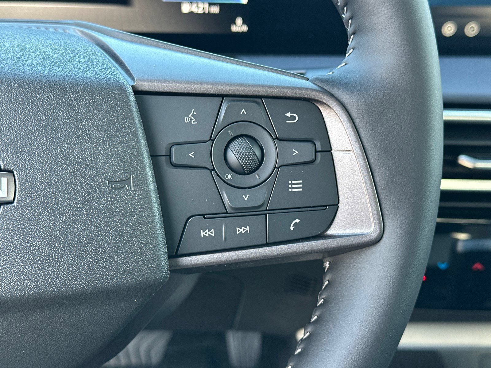 New 2026 Nissan Sentra SL w/ Floor Mat Package FWD image 26