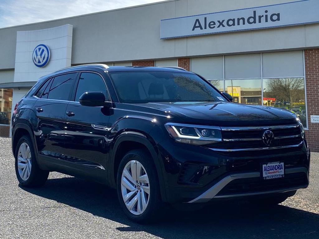 Certified 2023 Volkswagen Atlas Cross Sport SE w/ Panoramic Sunroof Package image 1