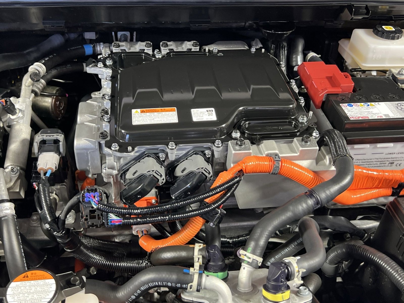 Used 2024 Toyota bZ4X XLE w/ Weather Package image 29