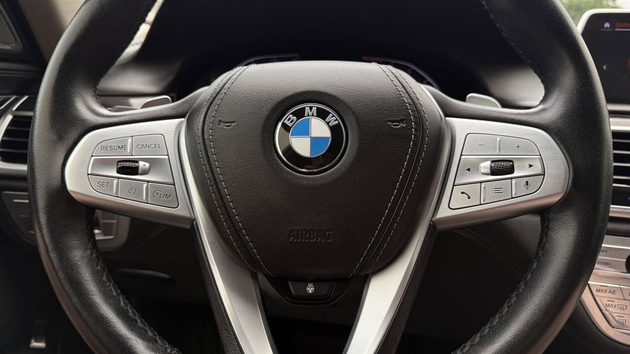 Used 2022 BMW 740i xDrive w/ Premium Package AWD/4WD image 51