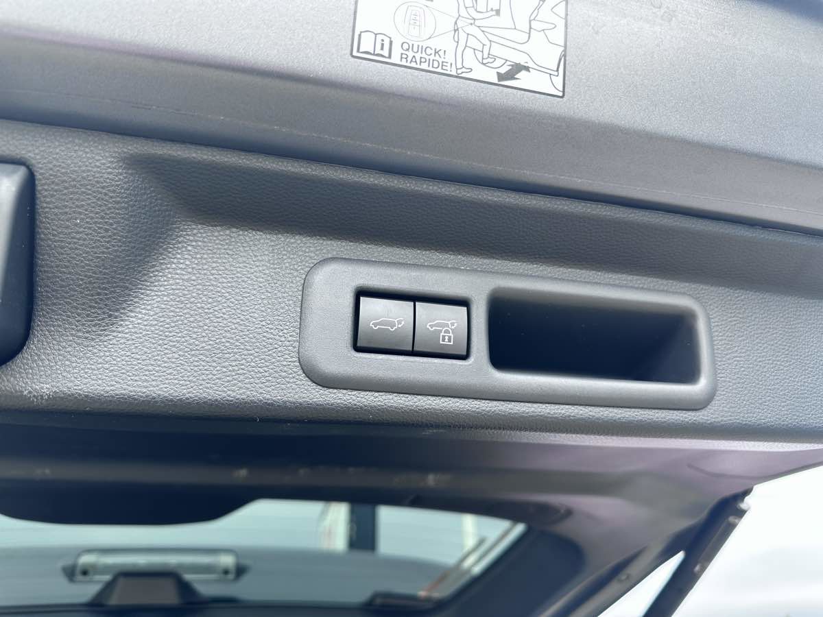 Used 2024 Toyota Sequoia Platinum image 21