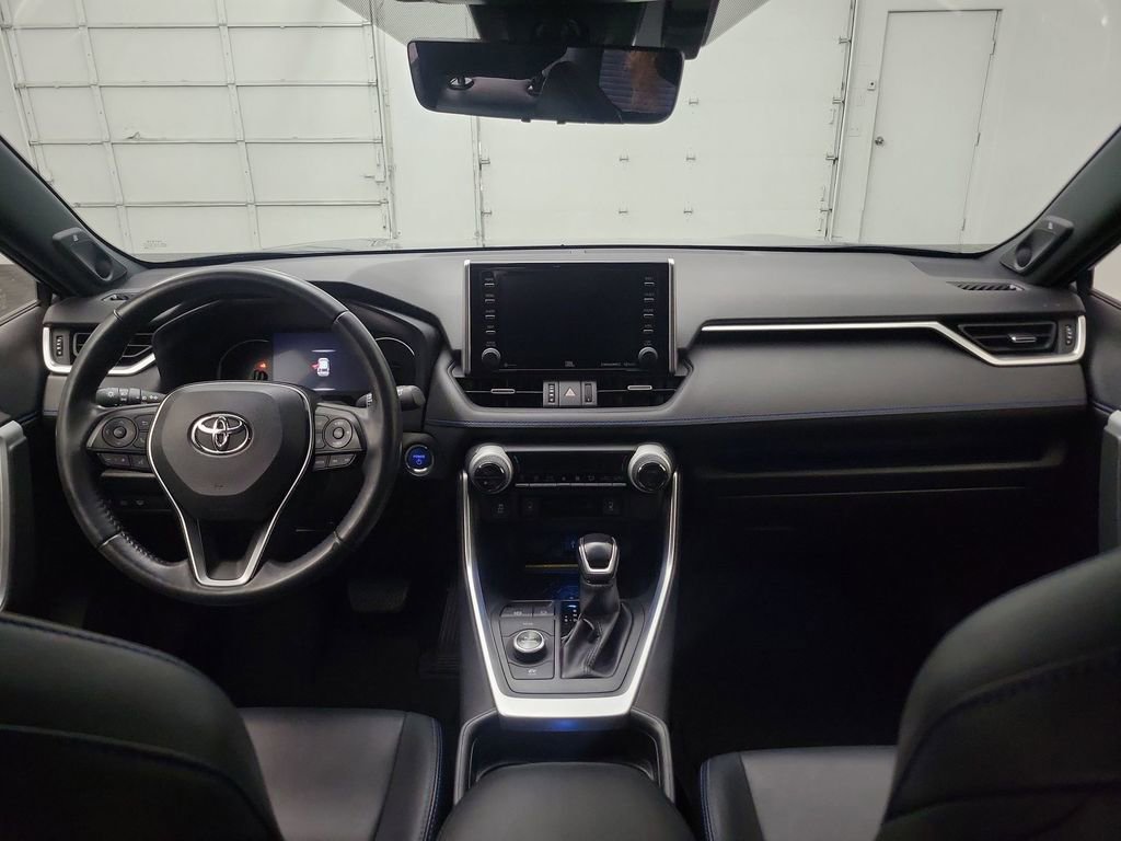 Used 2020 Toyota RAV4 XSE image 12