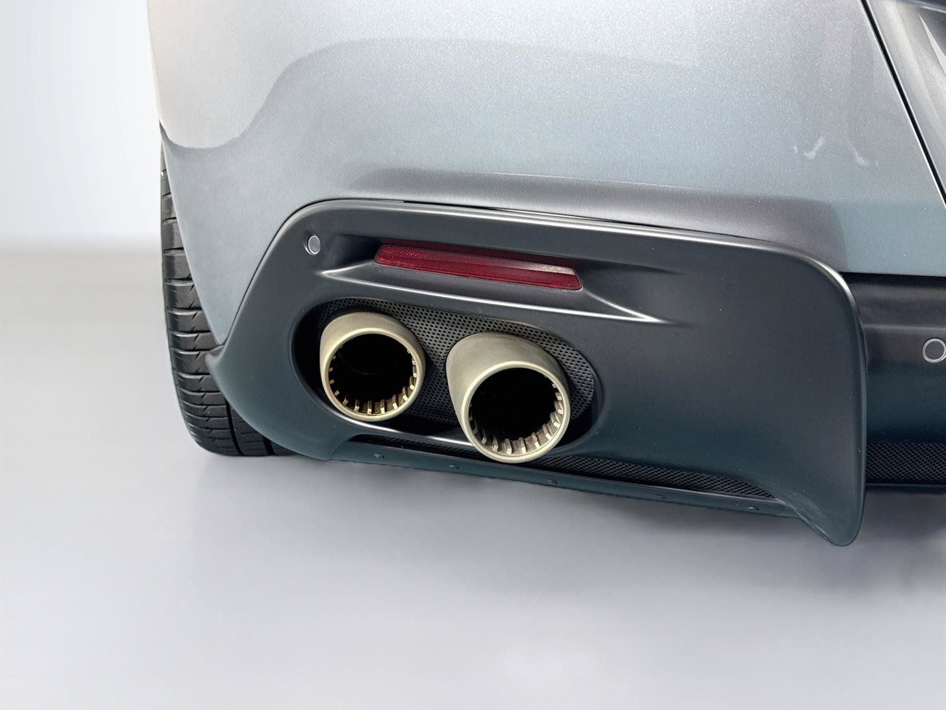 Used 2021 Ferrari Roma RWD image 48