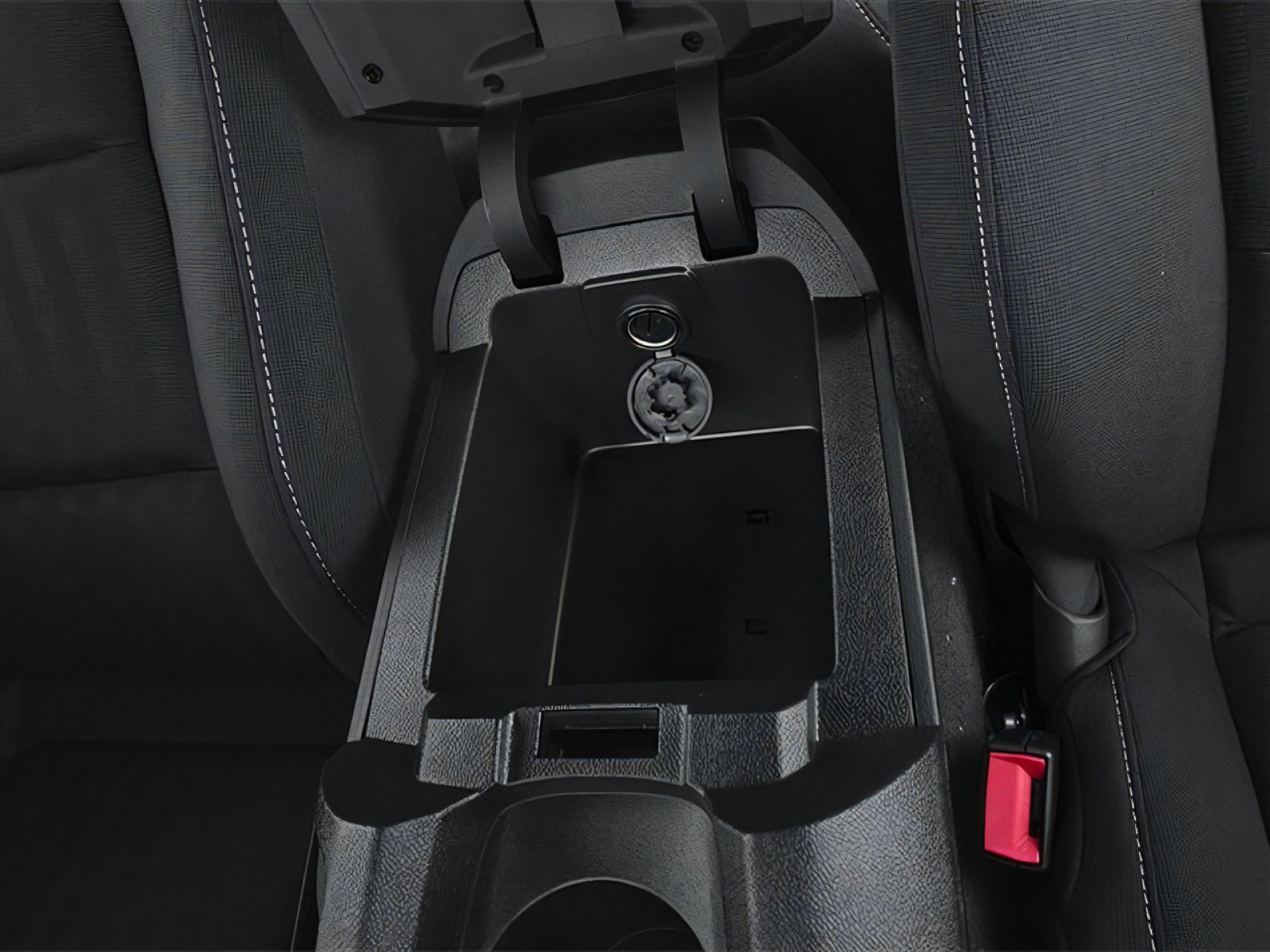Used 2014 Chevrolet Camaro LS RWD image 11