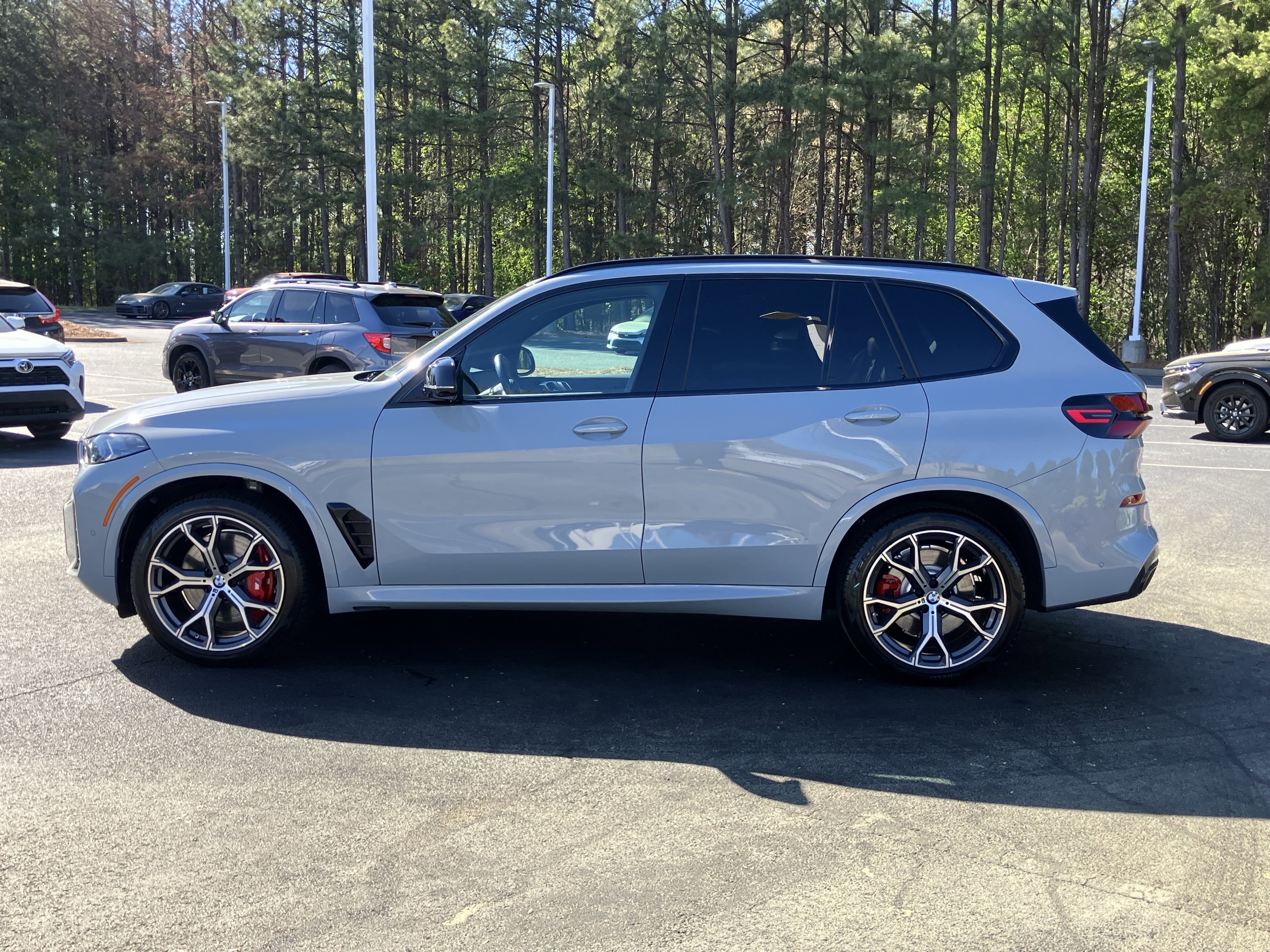 Used 2026 BMW X5 M60i AWD/4WD image 7