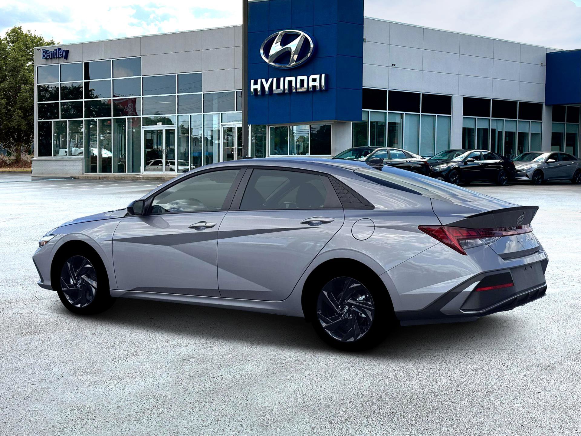 New 2026 Hyundai Elantra Sport FWD image 4