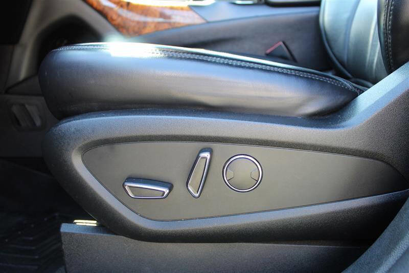 Used 2018 Lincoln MKX Reserve w/ Lincoln MKX Climate Package image 11