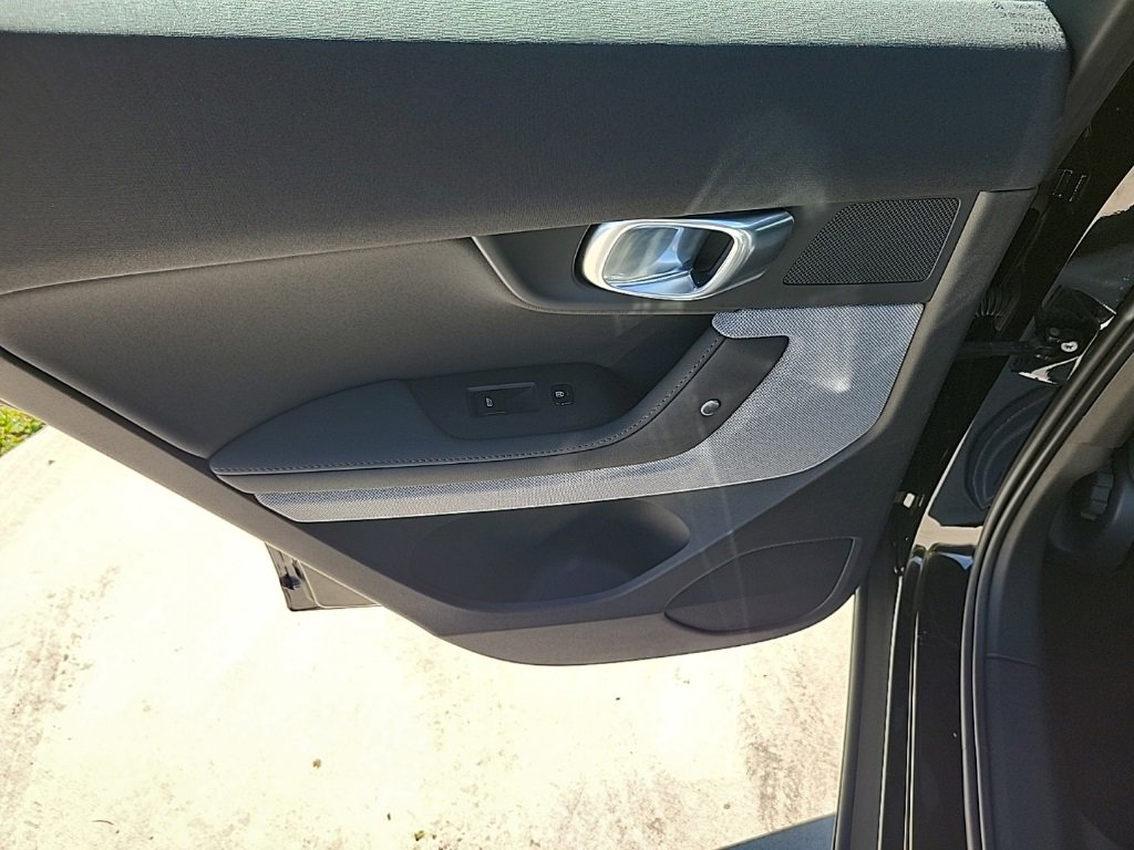 Used 2022 Polestar Polestar 2 w/ Pilot Package image 10