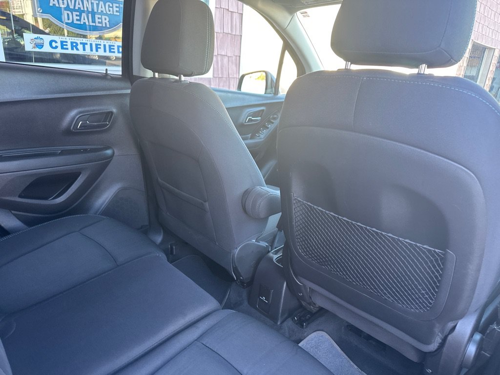 Used 2016 Chevrolet Trax LT AWD/4WD image 13