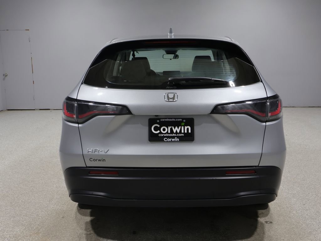 Used 2024 Honda HR-V LX image 4
