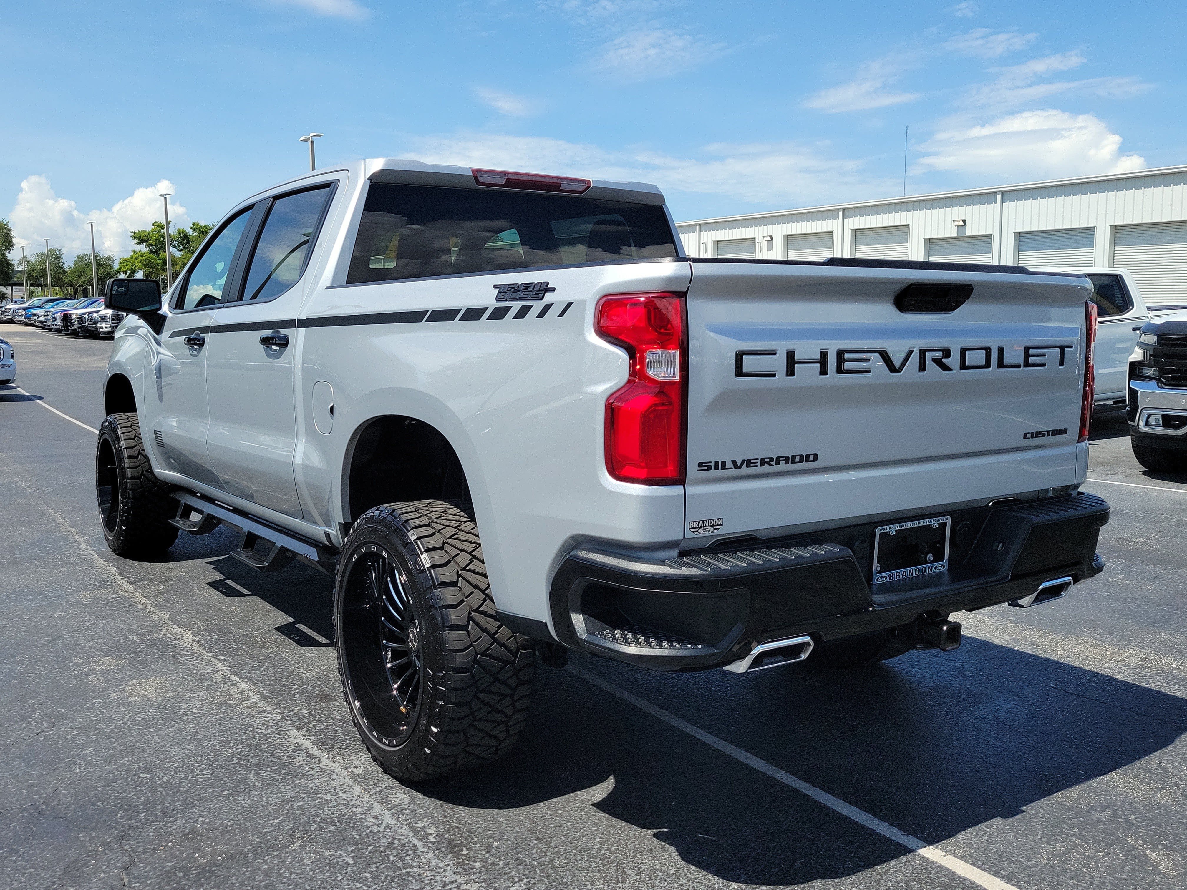 Used 2021 Chevrolet Silverado 1500 Custom Trail Boss AWD/4WD image 7