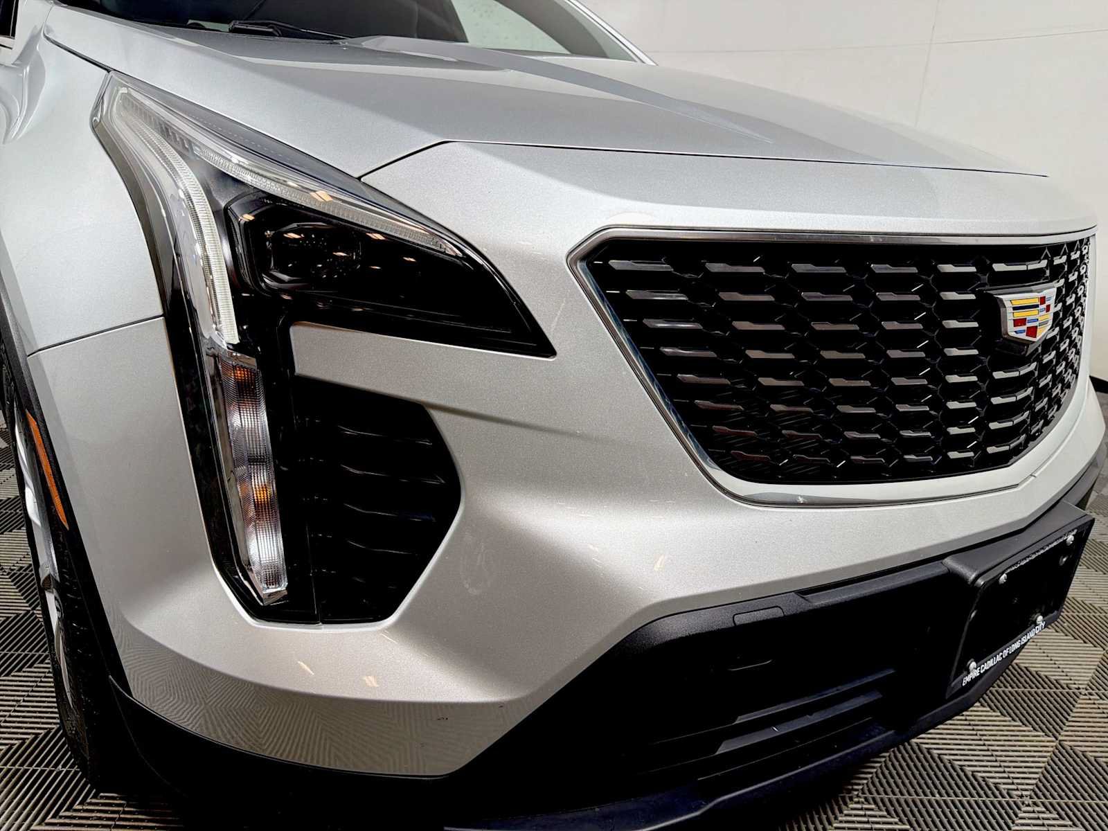 Used 2022 Cadillac XT4 Luxury w/ Cold Weather Package AWD/4WD image 24