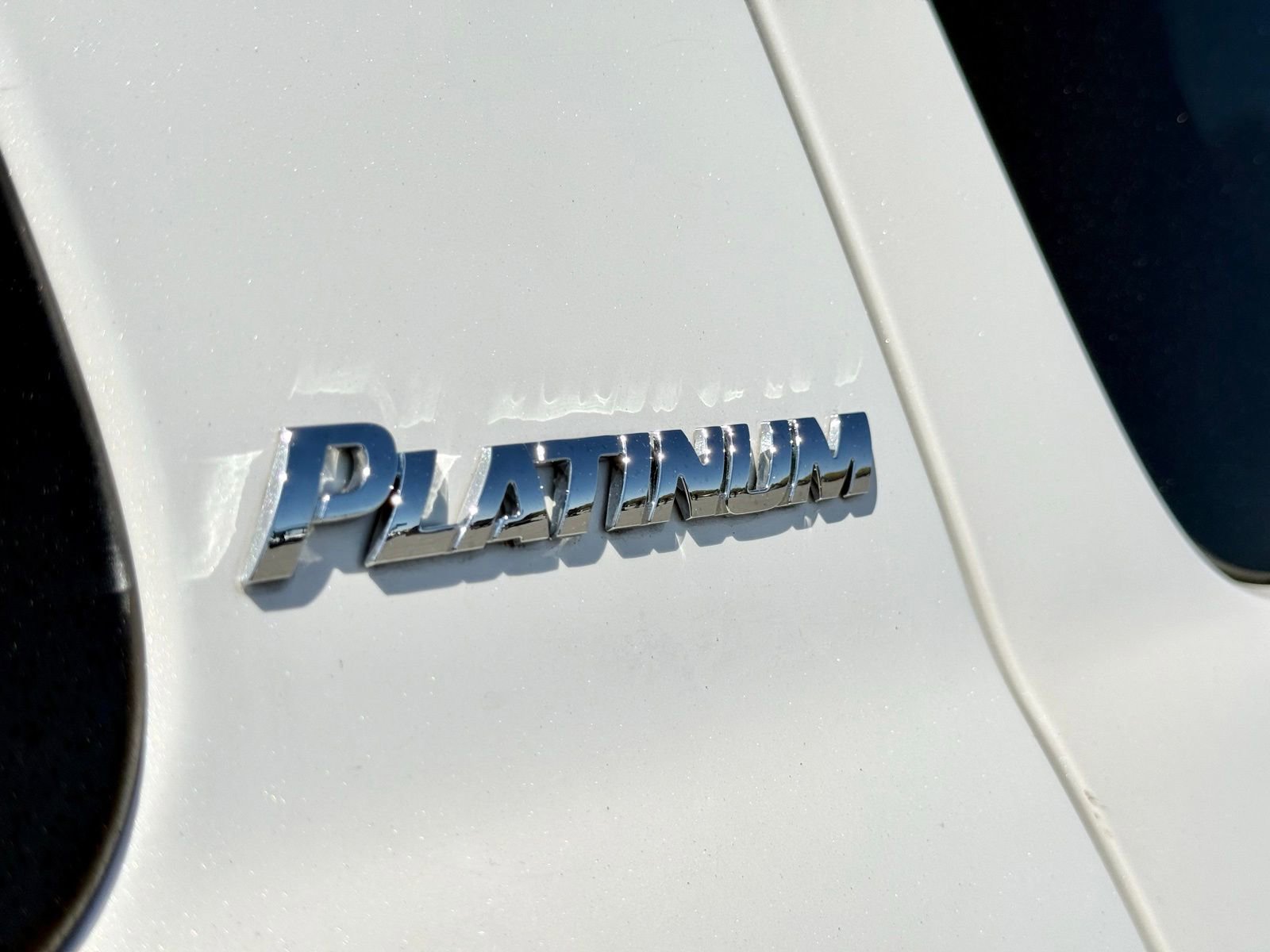 Used 2013 Toyota Sequoia Platinum image 21