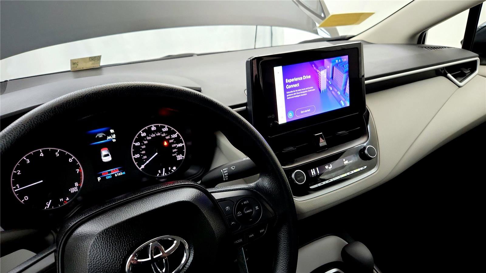 Certified 2025 Toyota Corolla LE image 21