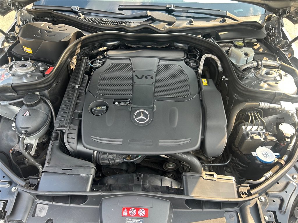 Used 2014 Mercedes-Benz E 350 Sedan image 33