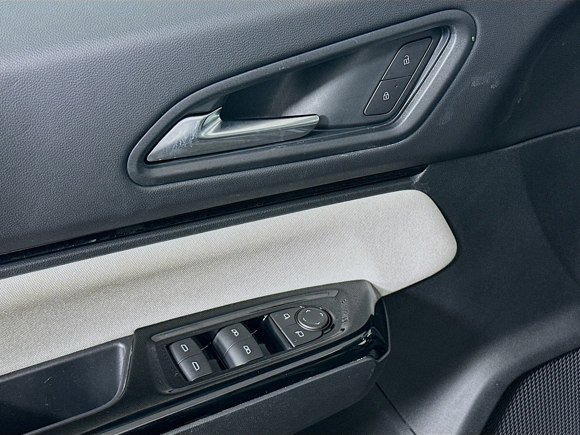 Used 2025 Honda Prologue Eco image 15