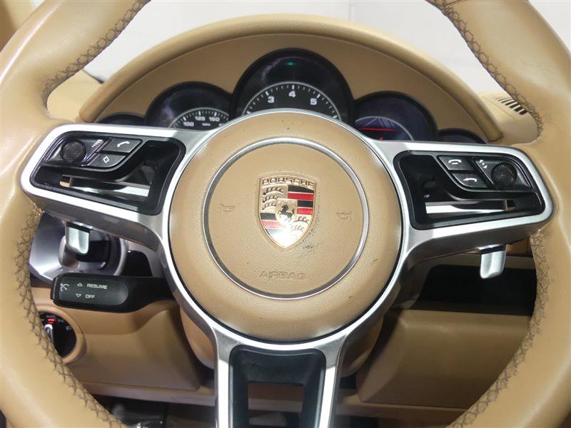 Used 2017 Porsche Cayenne Platinum Edition AWD/4WD image 31