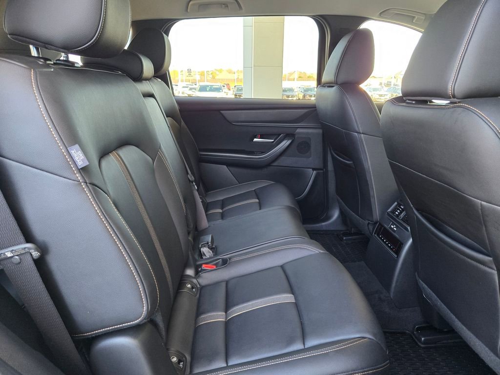 Used 2025 MAZDA CX-90 3.3 Turbo w/ Select Package image 26