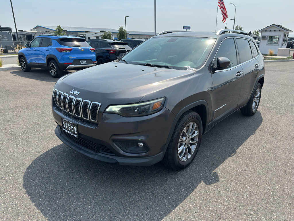 Used 2019 Jeep Cherokee Latitude Plus w/ Cold Weather Group AWD/4WD video 1