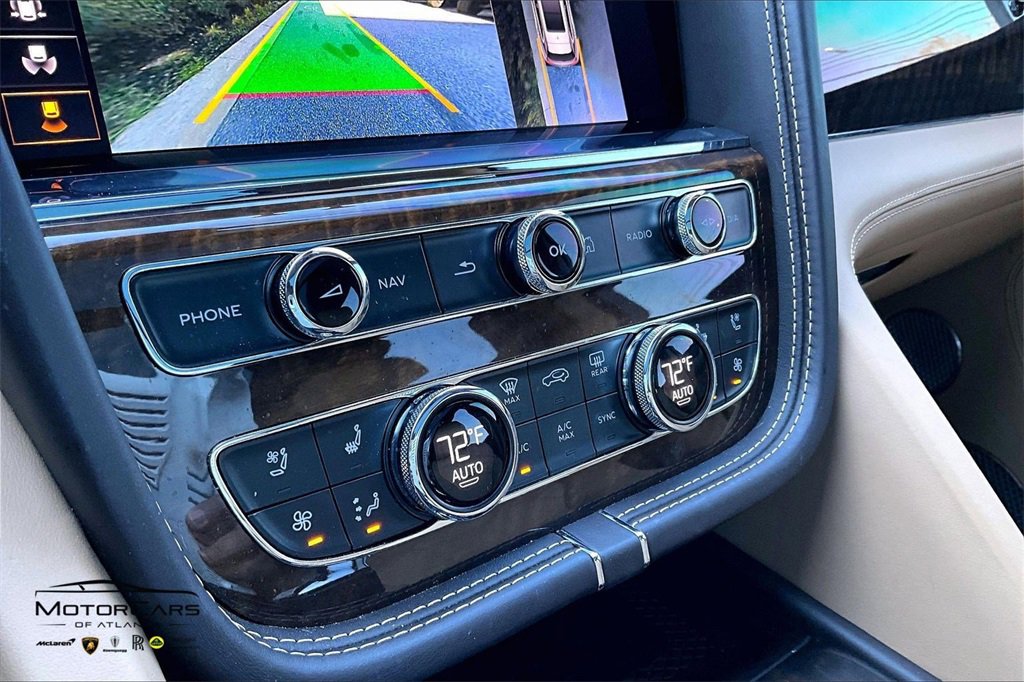 Used 2021 Bentley Bentayga image 28