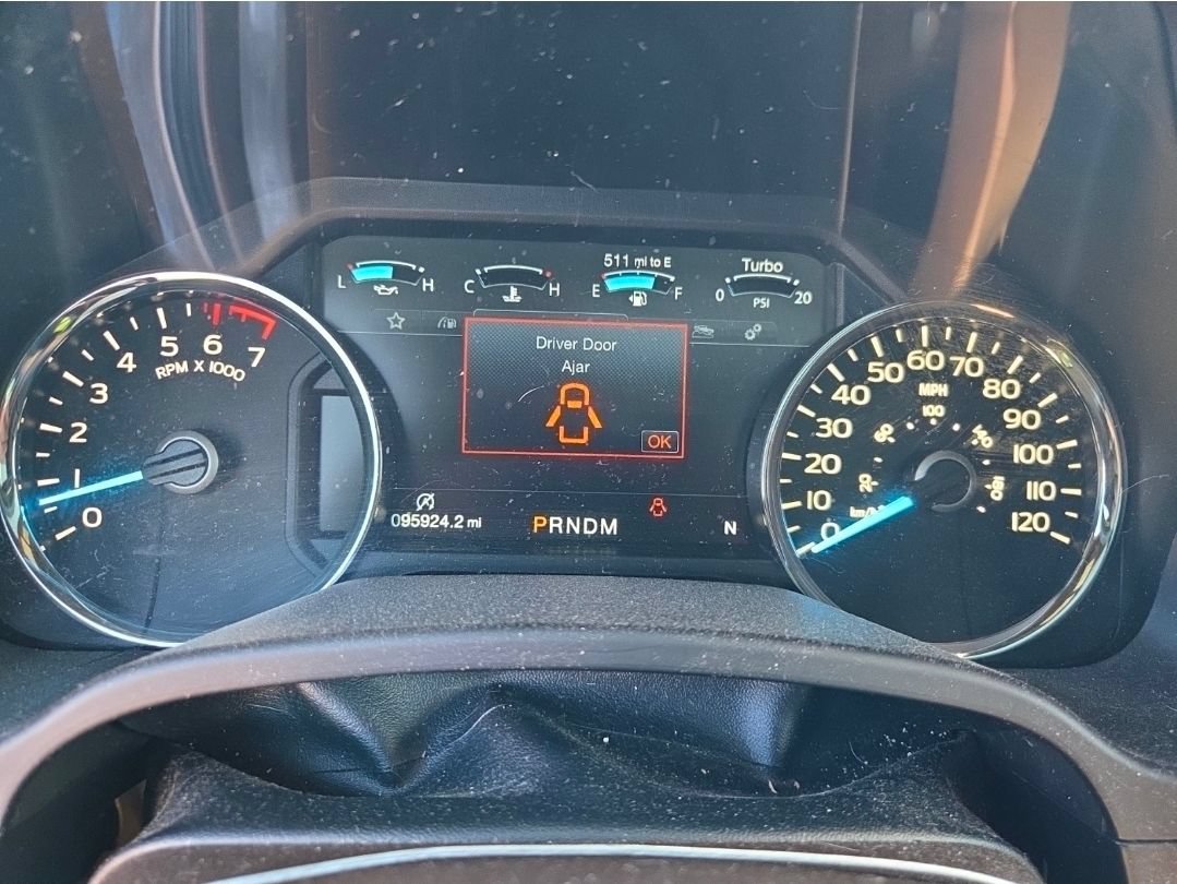 Used 2018 Ford F150 King Ranch w/ Equipment Group 601A Luxury AWD/4WD image 7