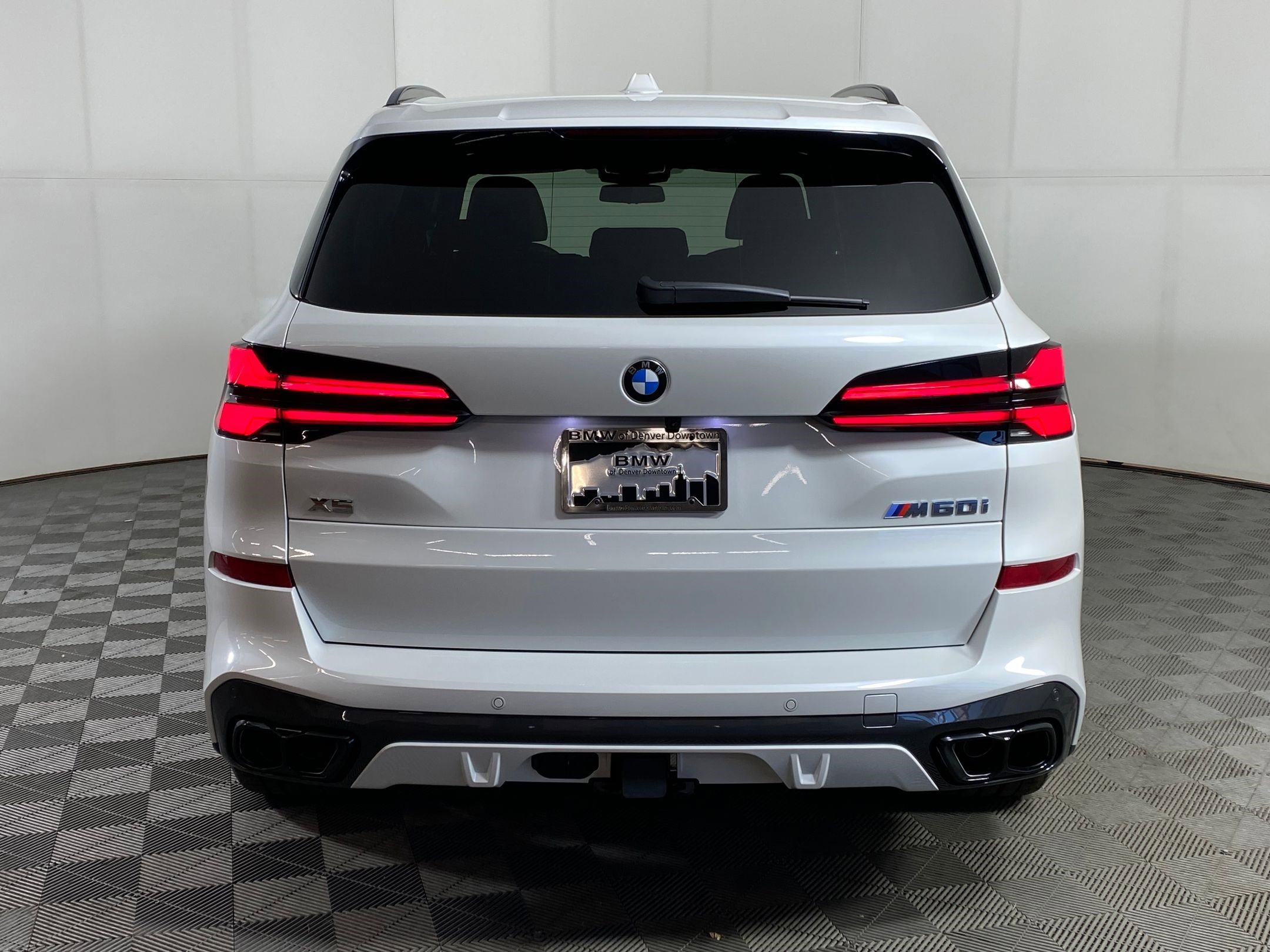 New 2026 BMW X5 M60i image 9