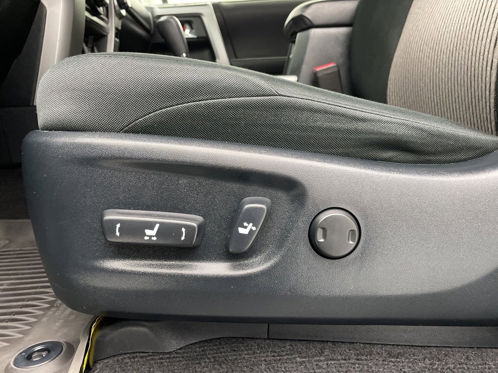 Used 2023 Toyota 4Runner SR5 image 21