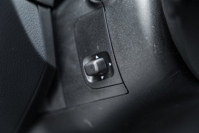 New 2025 Mercedes-Benz GLC 350e 4MATIC image 39