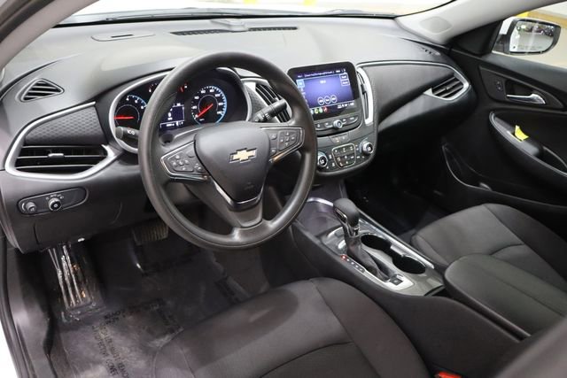 Used 2023 Chevrolet Malibu LT image 22