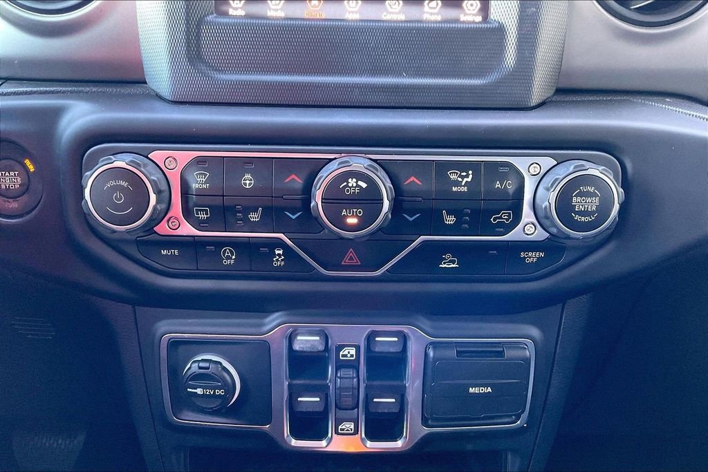 Used 2021 Jeep Wrangler Unlimited Sport image 32