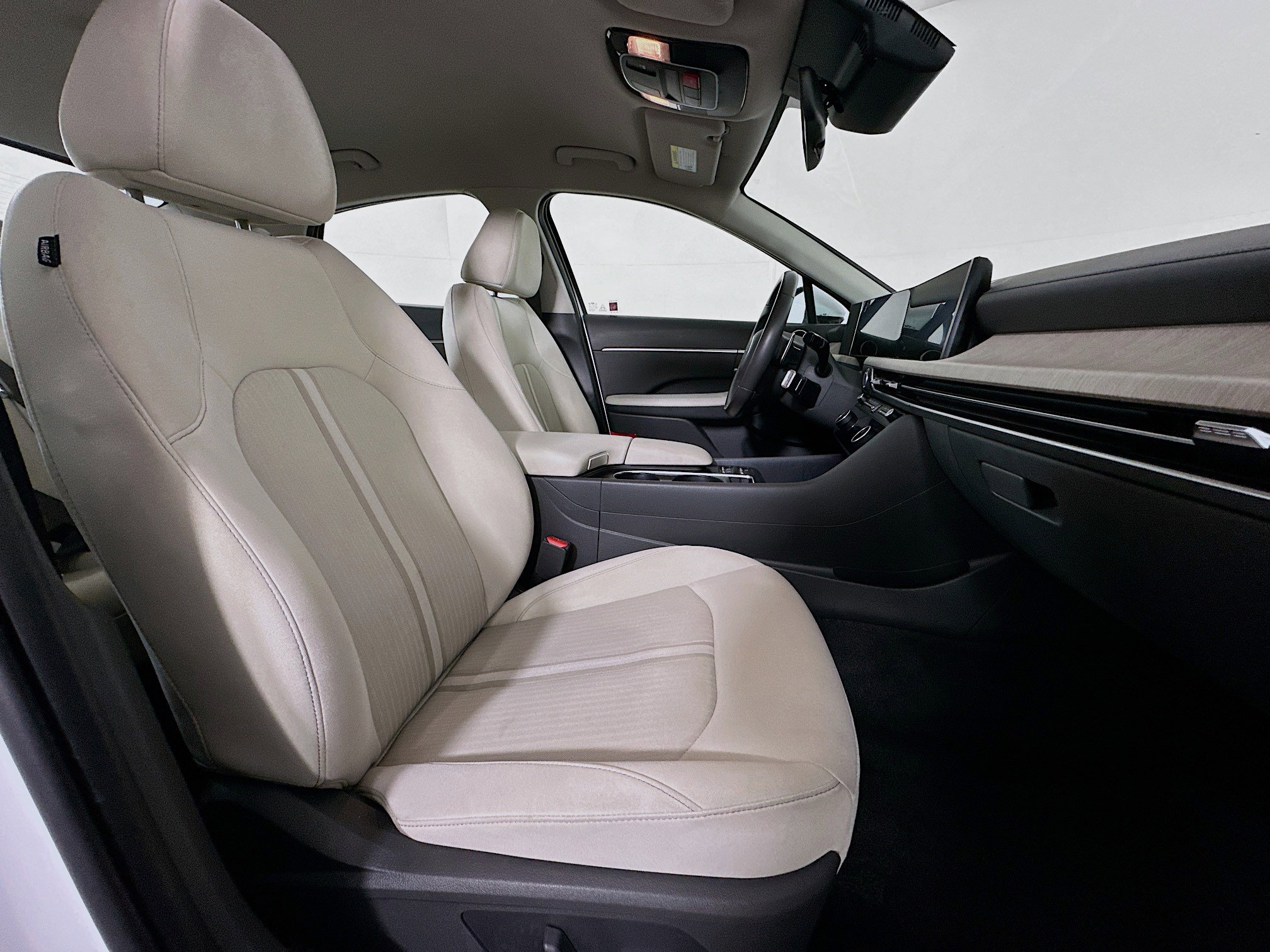 Used 2025 Hyundai Sonata SEL image 30