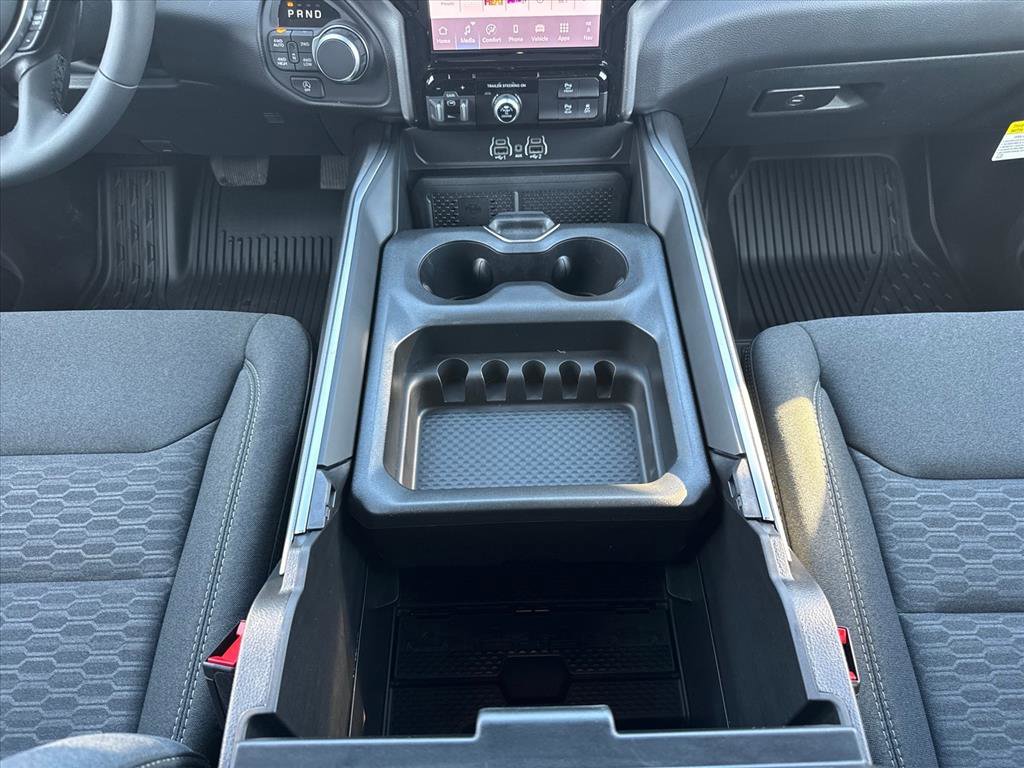 New 2026 RAM 1500 Big Horn AWD/4WD image 16