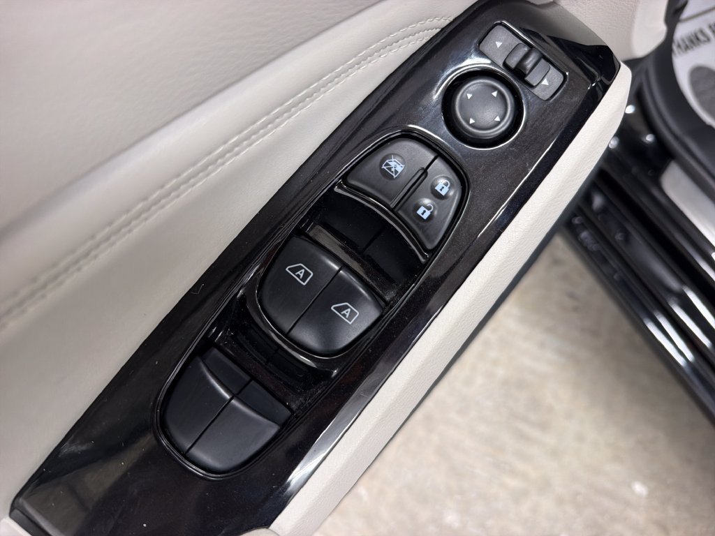 Used 2020 Nissan Altima 2.5 SL FWD image 18