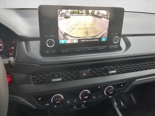 Used 2025 Honda Accord SE image 14