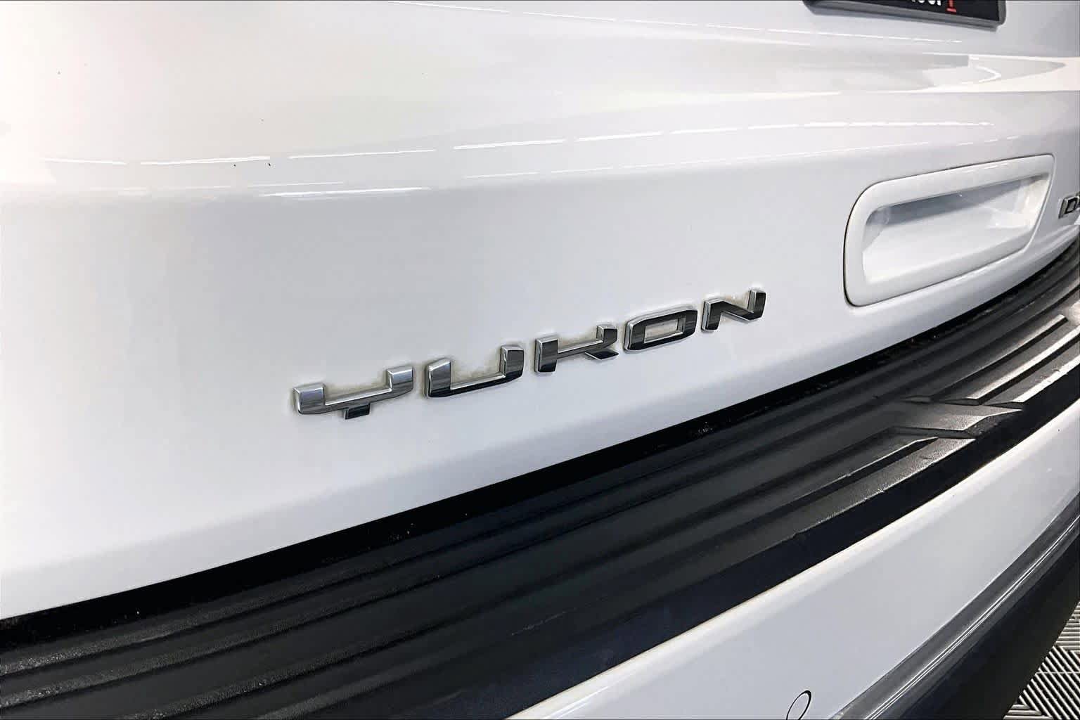 Used 2022 GMC Yukon XL Denali AWD/4WD image 30