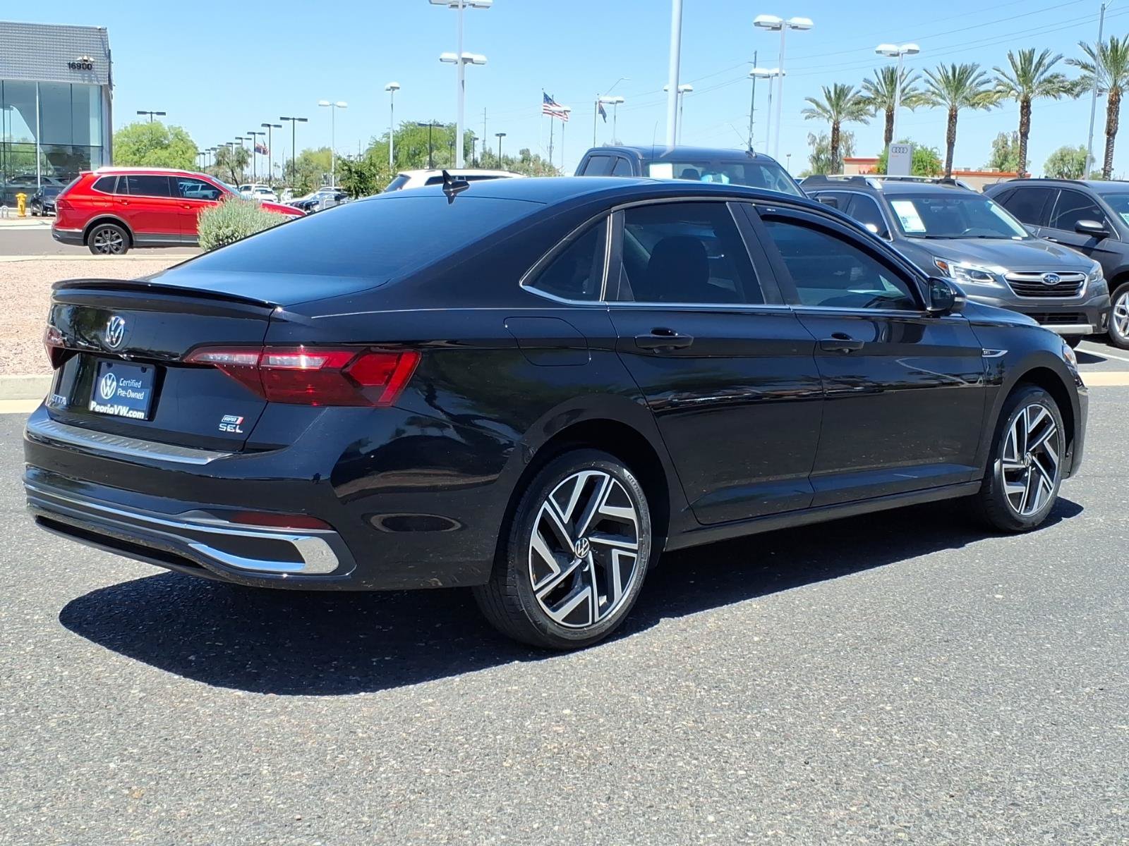 Certified 2024 Volkswagen Jetta SEL FWD image 7