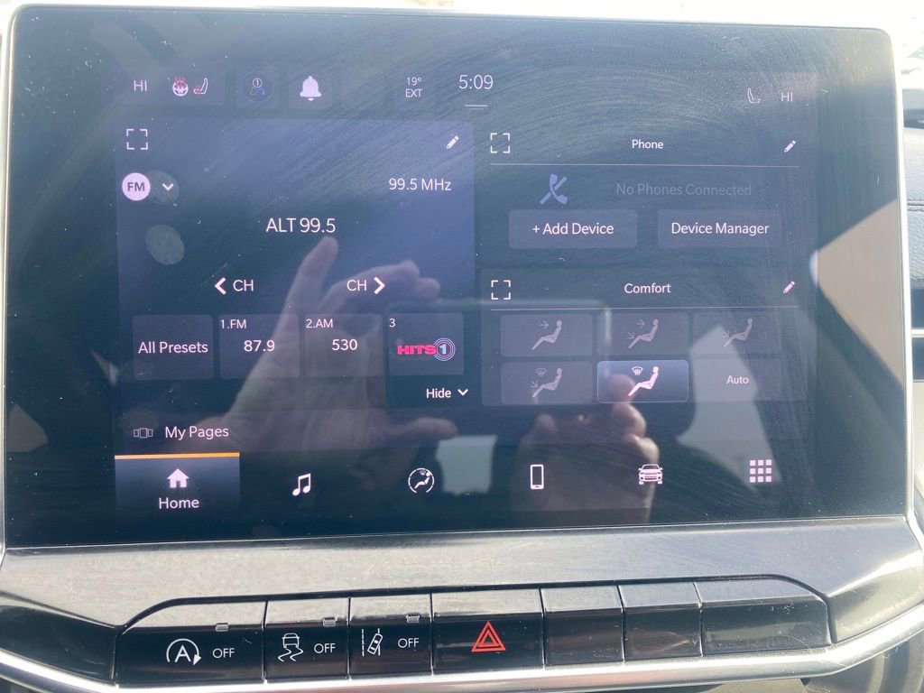 Used 2022 Jeep Compass Limited image 12