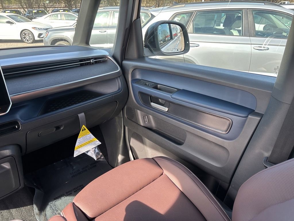 New 2025 Volkswagen ID. Buzz Pro S image 26