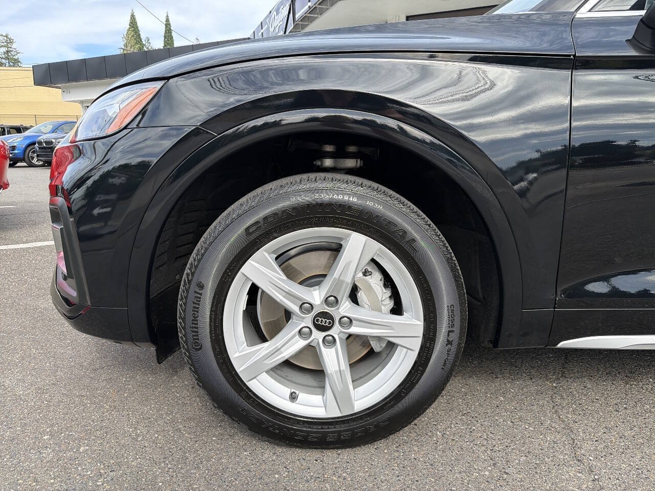 Used 2023 Audi Q5 2.0T Premium w/ Convenience Package AWD/4WD image 12