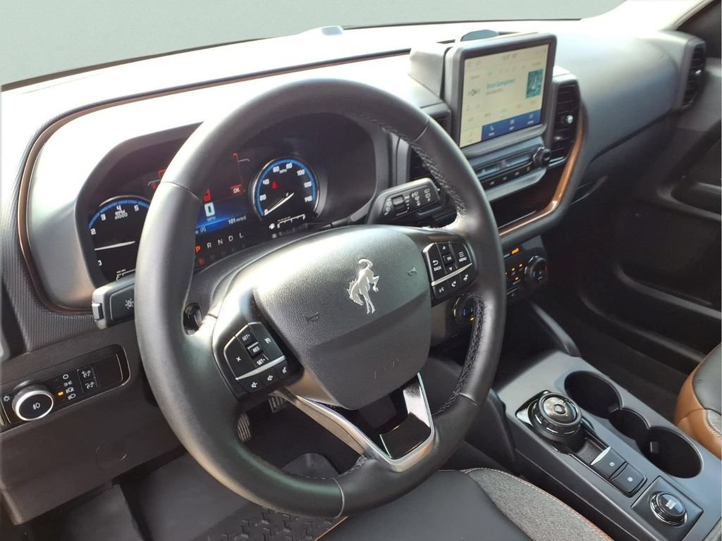 Used 2024 Ford Bronco Sport Outer Banks AWD/4WD image 16