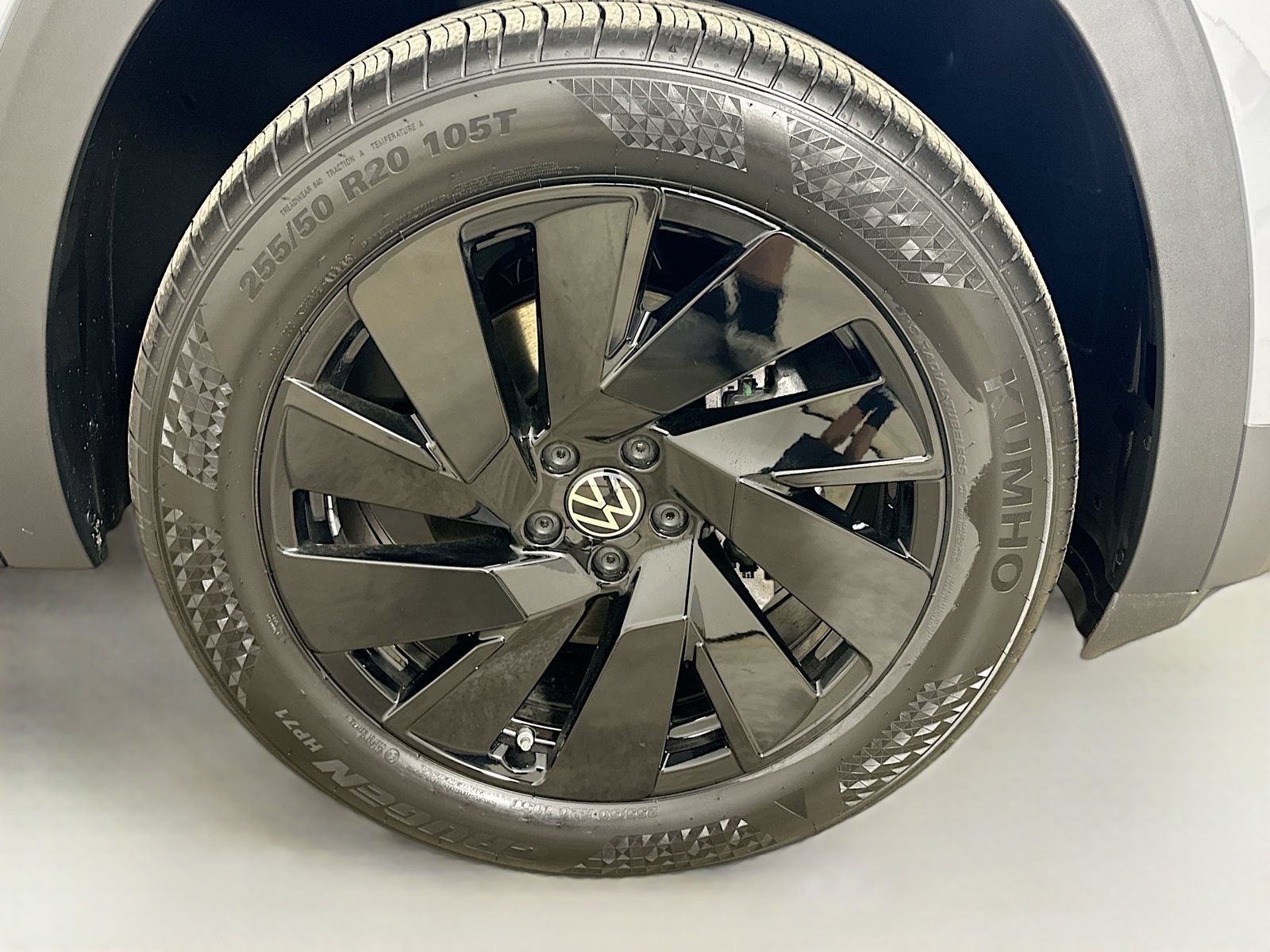 New 2026 Volkswagen Atlas Cross Sport SE AWD/4WD image 11