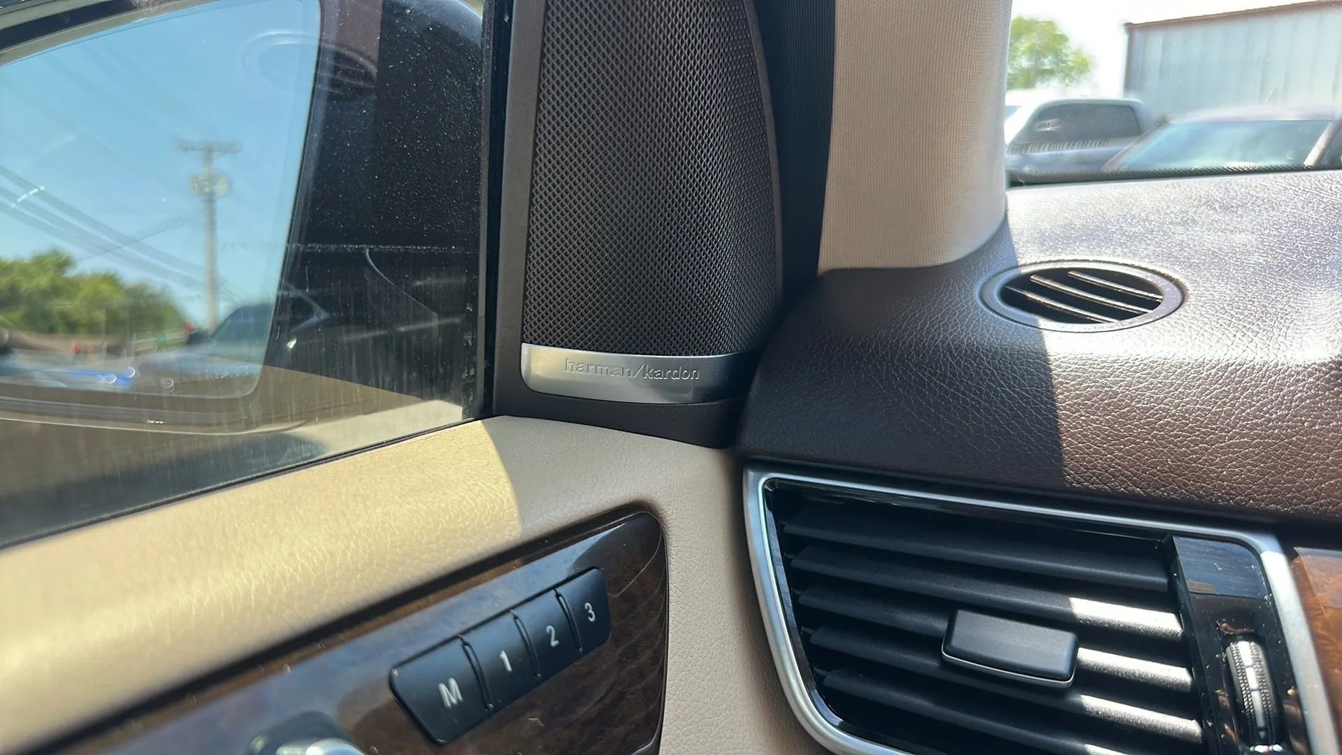 Used 2018 Mercedes-Benz GLE 350 4MATIC image 28