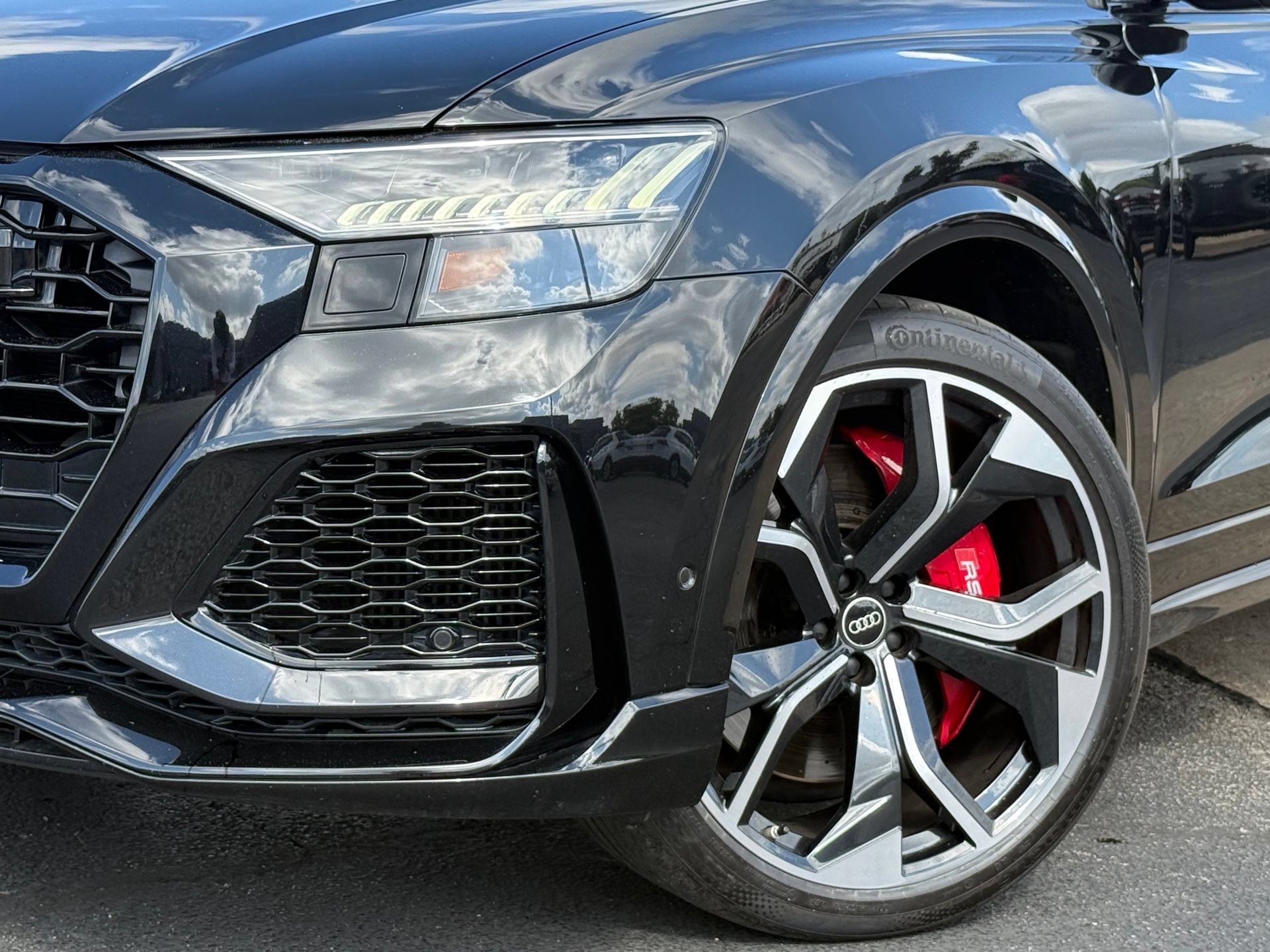 Used 2023 Audi RS Q8 w/ Black Optic Package AWD/4WD image 5