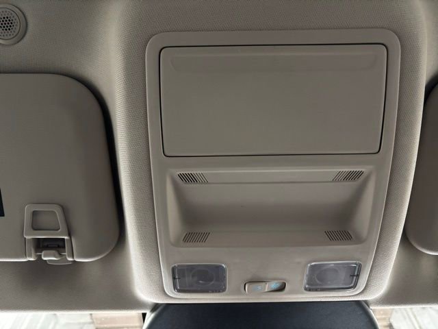 Used 2020 Ford Escape SE image 24