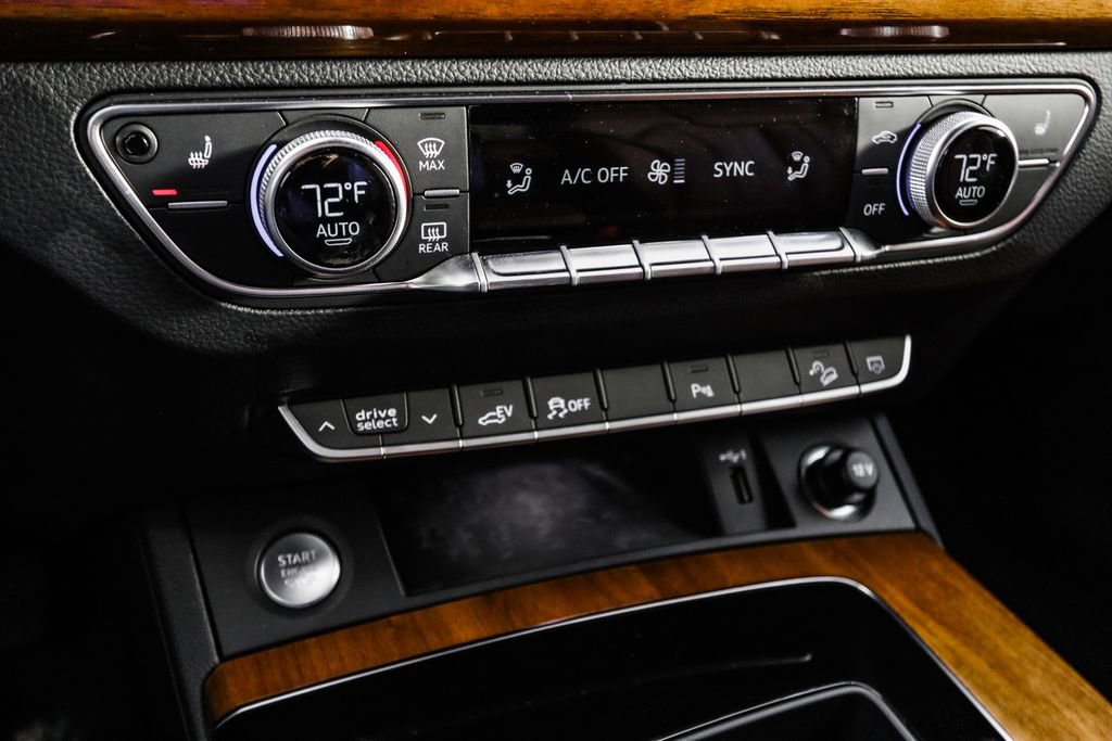 Used 2022 Audi Q5 e Premium image 38